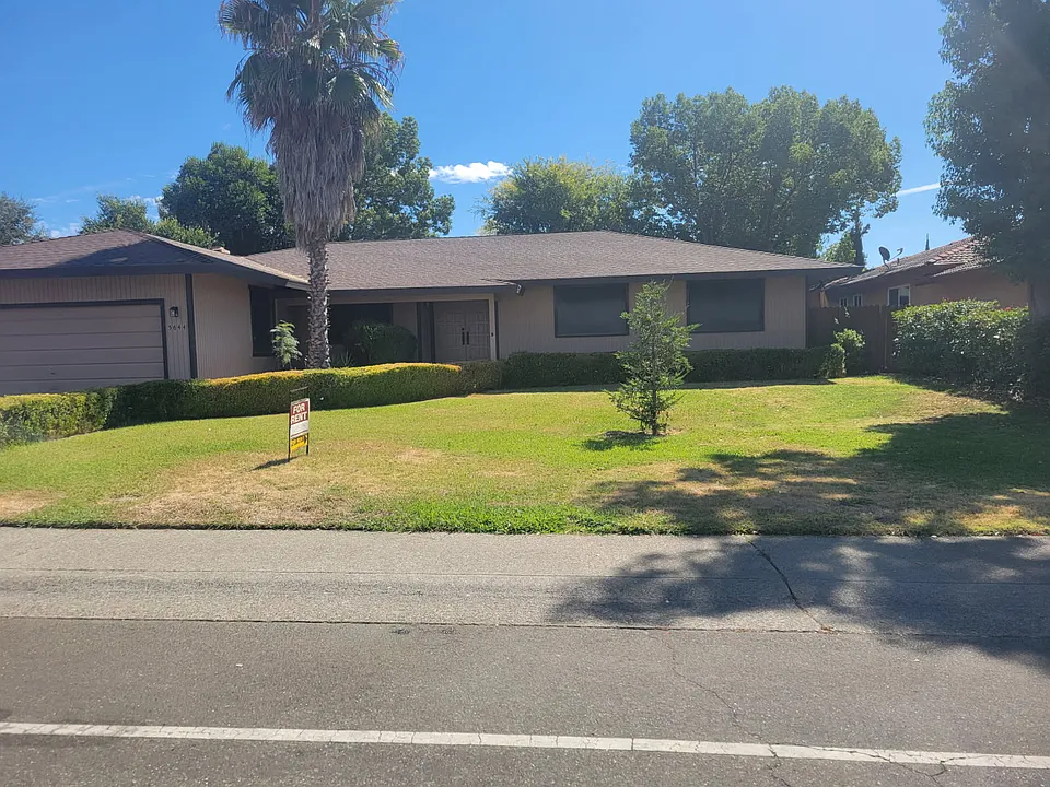 5644 Celine Dr