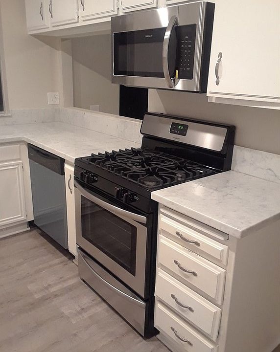 1st image of 345 W Lohart Ave