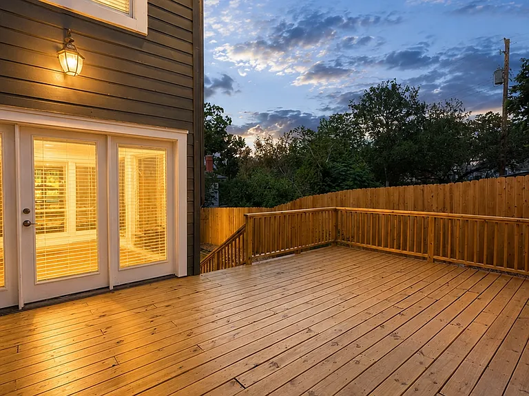 804 E Dean Keeton St — Photo 38