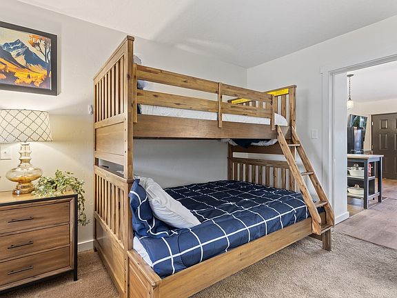 4th image of 952 Blue Lakes Blvd N #212