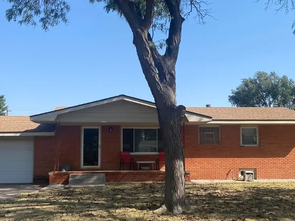 128 S Madison St, Hugoton, KS 67951