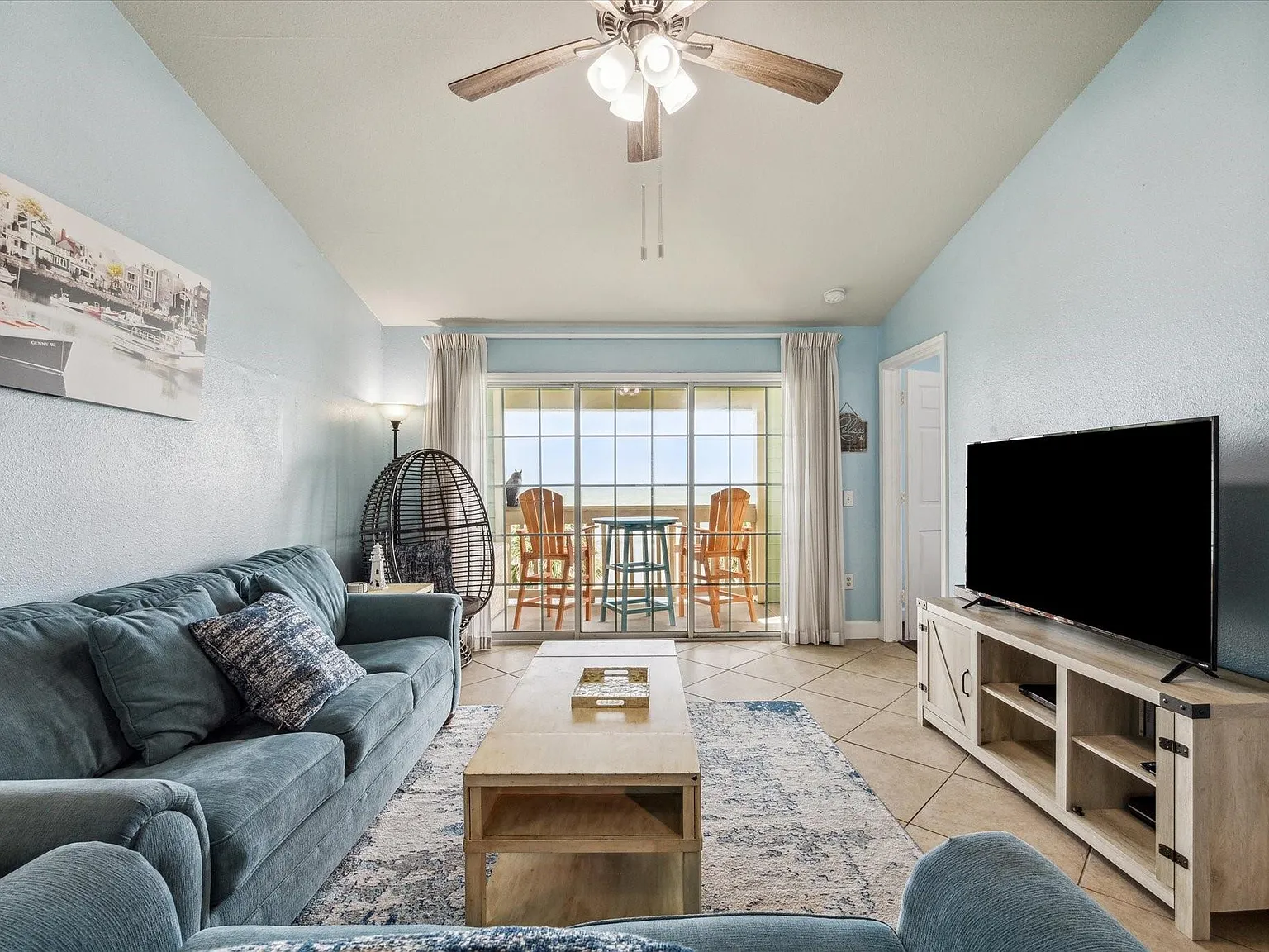 2 bed, 2.0 bath, 1116 sqft, $2,300 — Photo 4
