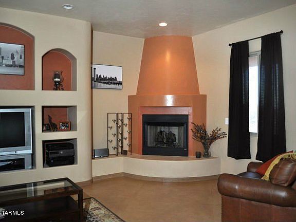4th image of 8488 S Camino Loma Alta