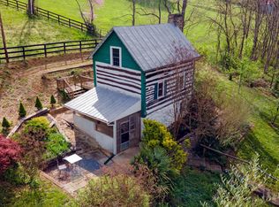 3073 Winchester Rd, Delaplane, VA 20144