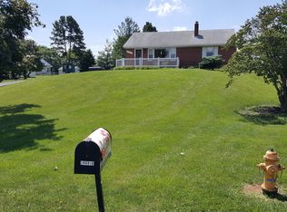 20001 Mill Point Rd #B, Boonsboro, MD 21713