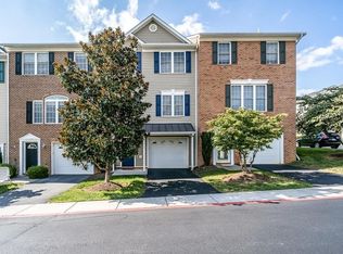 1410 Mountain Spring Ln, Harrisonburg, VA 22801