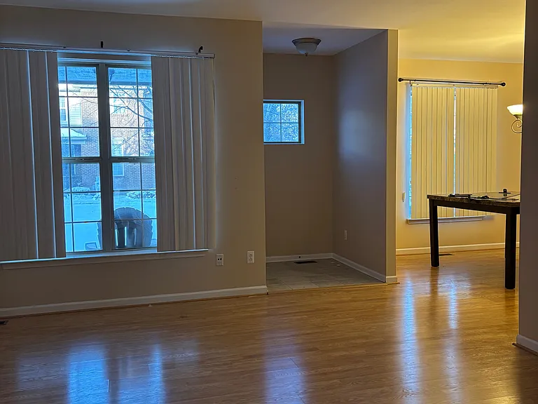 41170 Maplewood Dr — Photo 4