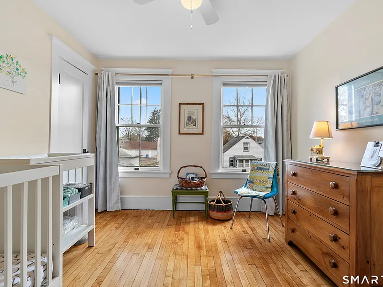 53 Turner Ave — Photo 26