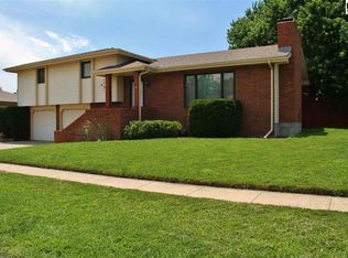 633 Sonora Dr, McPherson, KS 67460