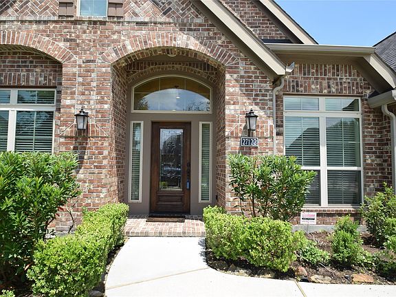 3rd image of 27122 Liberty Heights Ln