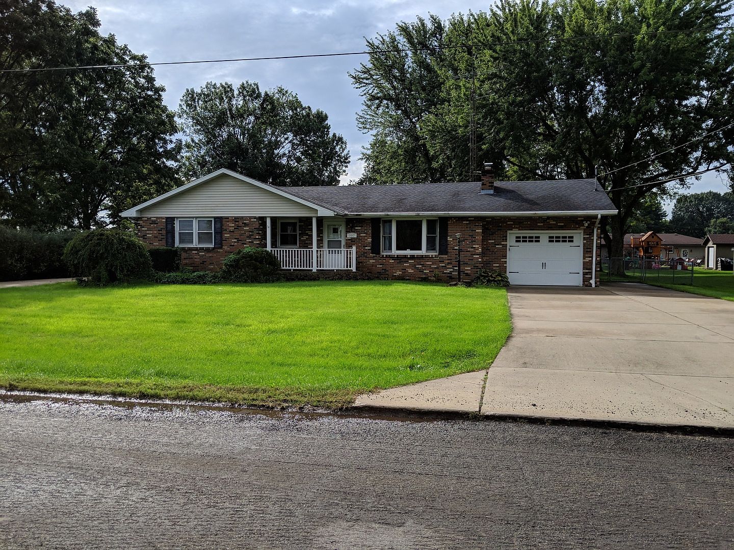107 Luce St, Dalzell, IL 61320 Zillow