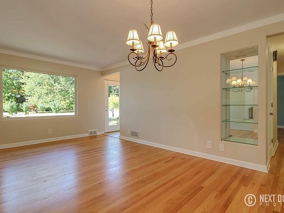 4th image of 1186 Forest Hill Ave SE