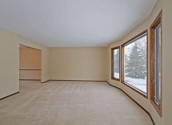 2nd image of 13423 Xerxes Ave S
