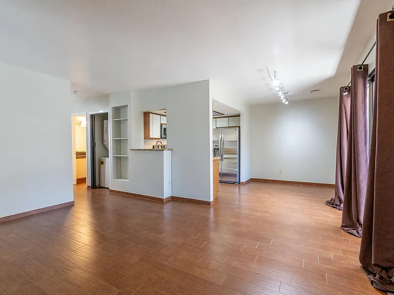 1321 Del Mar St #3 — Photo 16