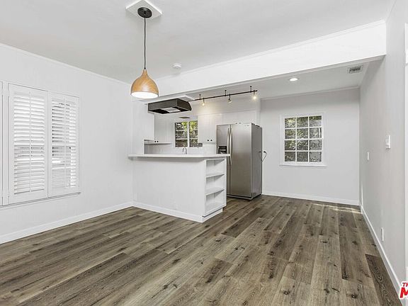 2nd image of 4370 Farmdale Ave