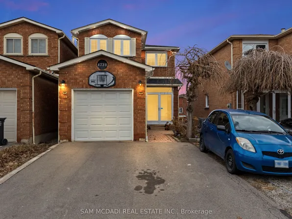 4728 Antelope Cres, Mississauga, ON L4Z 2W9