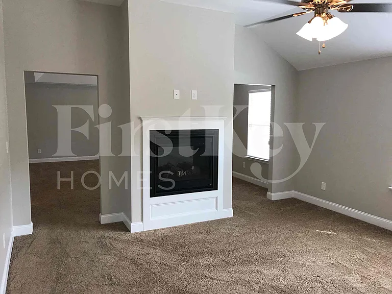 2022 Poplar Falls Ave — Photo 13