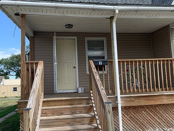 3rd image of 112 W Braasch Ave APT 2