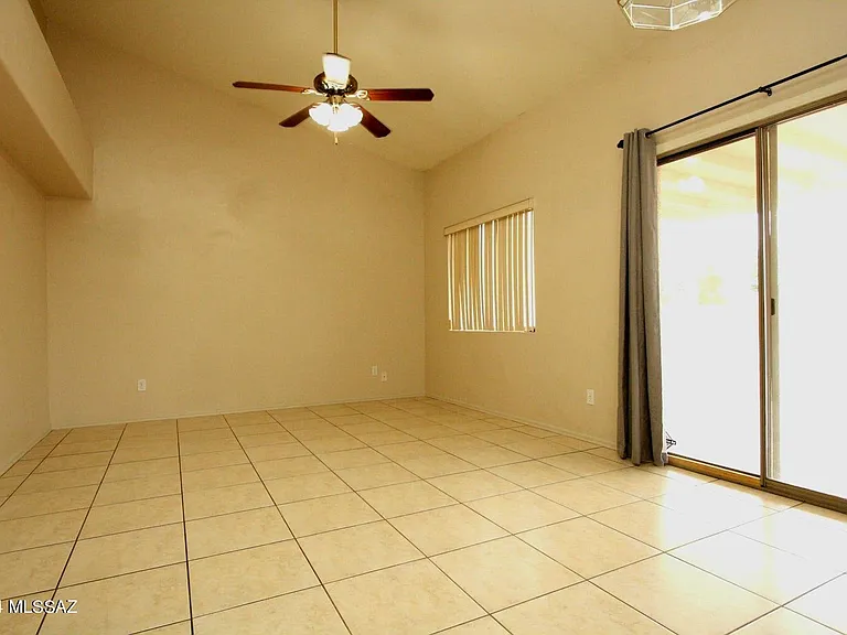 9465 N Elan Ln — Photo 9