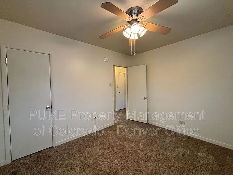 5060 Bryant St — Photo 11