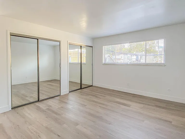 1722 G St — Photo 21