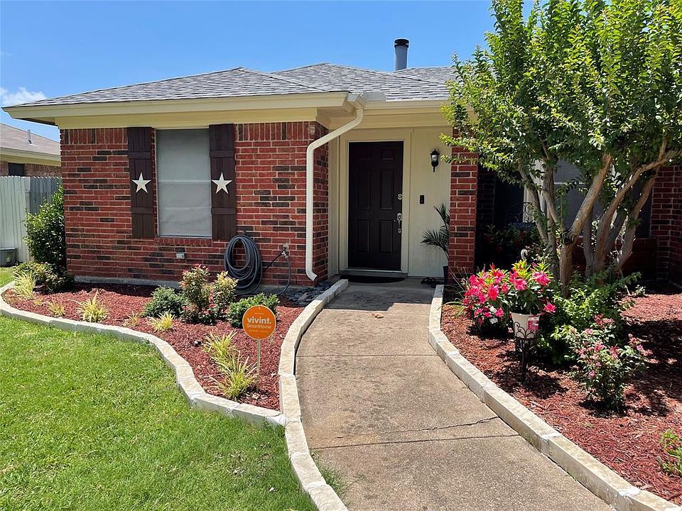 1st image of 7913 Prairie Dr #1