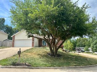 4416 W North Pinebrook Ln, Columbia, MO 65203
