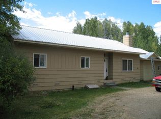 43 Comeback Bay Ln, Sagle, ID 83860