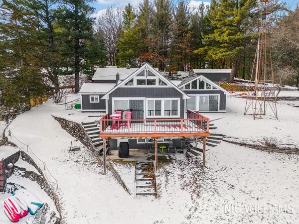 10848 Simpson West St NE, Greenville, MI 48838