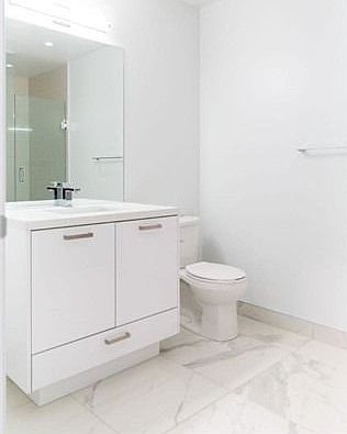 5th image of 608 Richmond St W #1007