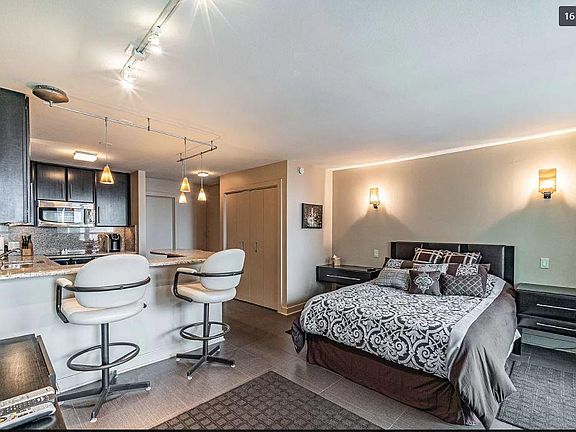 Bedroom / Kitchen