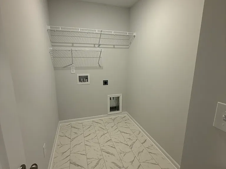 888 Lodgepole Ln — Photo 14