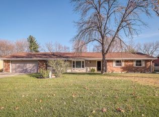 1180 Lomeda Ln, Dayton, OH 45434