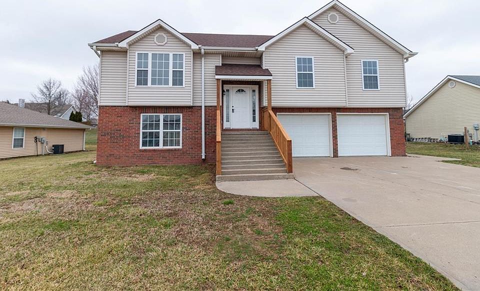 1st image of 1005 E Pearl Ct