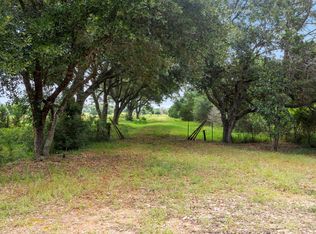 1017 New Ulm Rd, Cat Spring, TX 78933