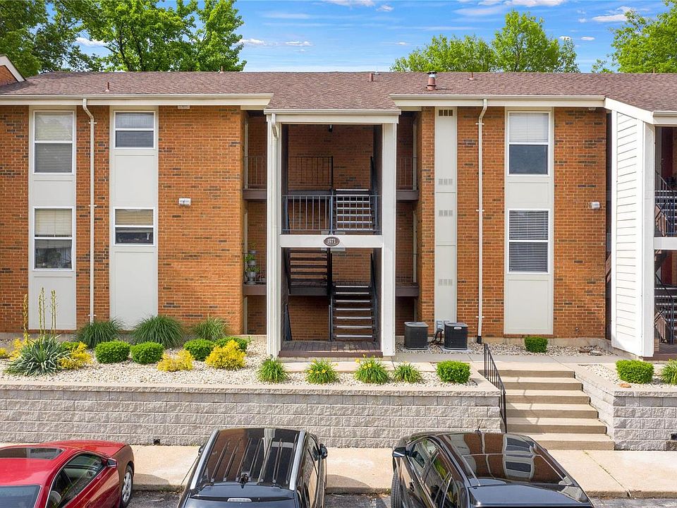 1st image of 1971 Hunting Lake Ct APT 203