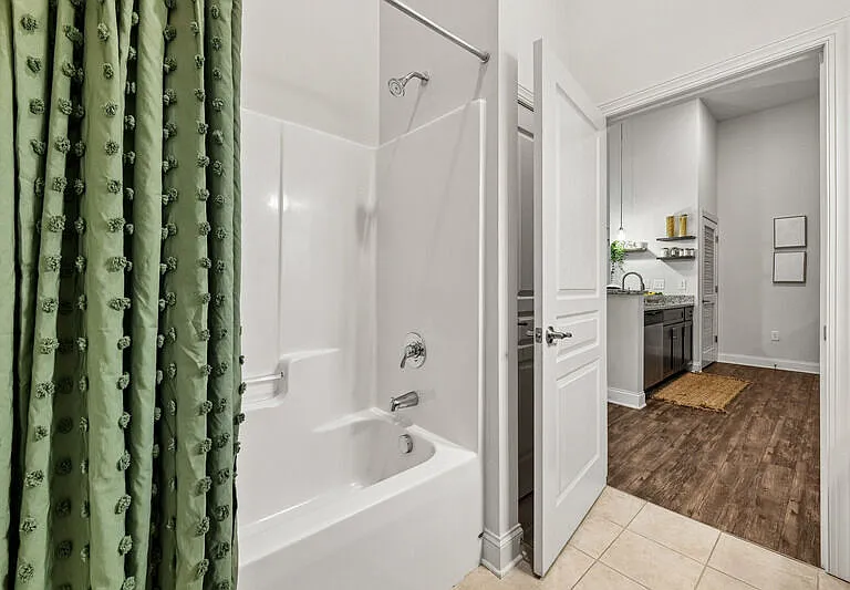 Ayrsley Lofts — Photo 9