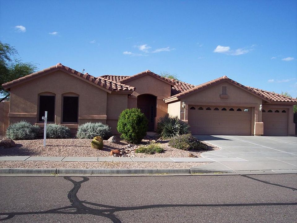 1st image of 3212 W Buckhorn Trl
