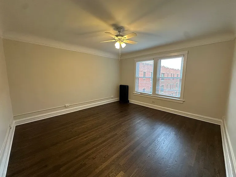 1377 W Greenleaf Ave #3S — Photo 13
