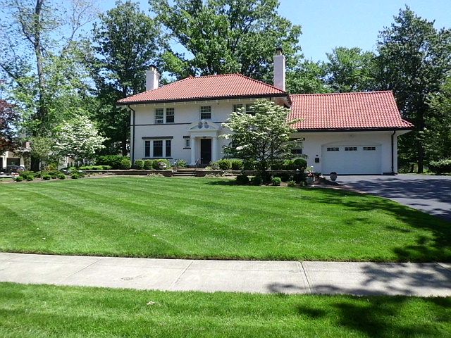 Welcome to 1101 Forest Road