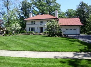 1101 Forest Rd, Lakewood, OH 44107