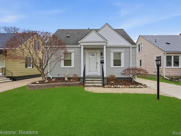 3371 Byrd St, Dearborn, MI 48124