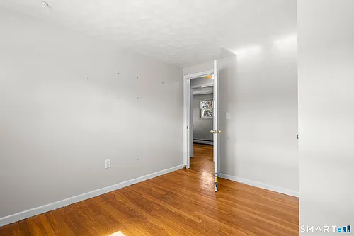 17 Dune Rd Photo 1