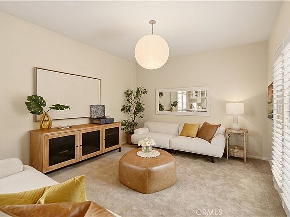 4th image of 2217A Clark Ln