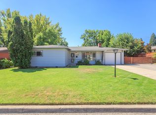 110 Windsor Way, Central Pt, OR 97502
