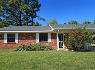 5813 La Mirado Dr, N Little Rock, AR 72118