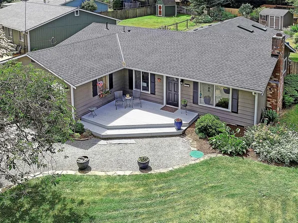 2942 Janet Avenue, Camano Island, WA 98282