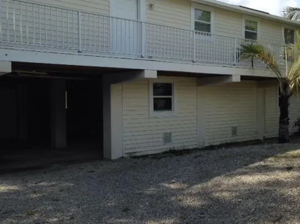 17225 Jamaica Ln, Sugarloaf Key, FL 33042