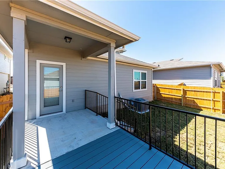 8304 Mimi Ln — Photo 22