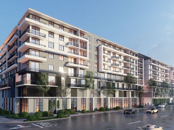 2001 Van Buren St #924